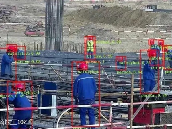 工廠監(jiān)控系統(tǒng)怎么進行智能化改造？7大維度助力工廠安全管理